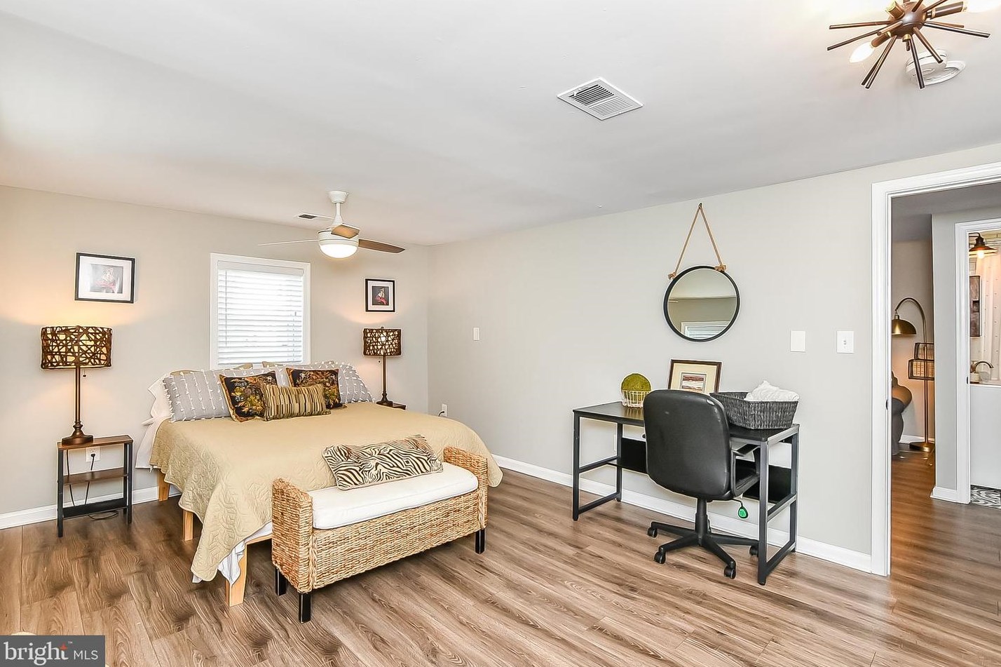1324 Monroe Bay Ave, Colonial Bch VA  22443-2922 exterior