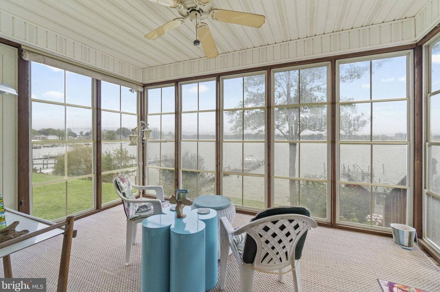 1359 Hbr Vw Cir, Colonial Bch VA  22443-5025 exterior