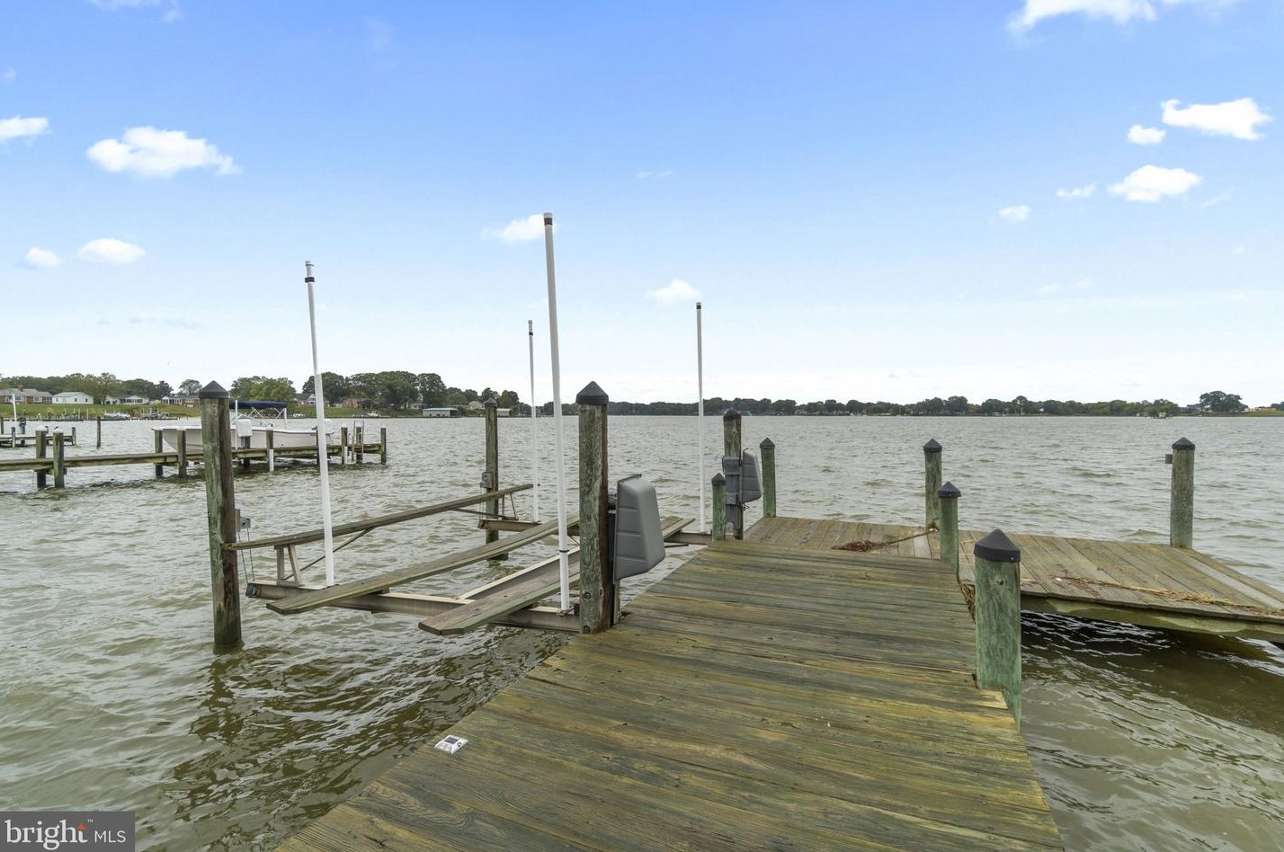 1359 Hbr Vw Cir, Colonial Bch VA  22443-5025 exterior