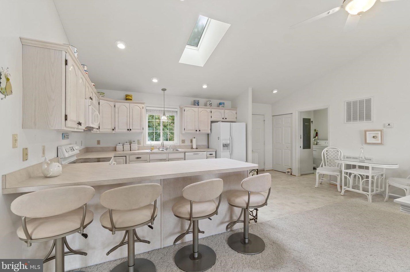 1359 Hbr Vw Cir, Colonial Bch VA  22443-5025 exterior