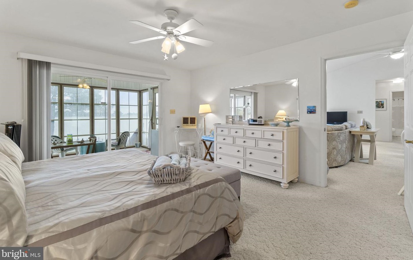 1359 Hbr Vw Cir, Colonial Bch VA  22443-5025 exterior