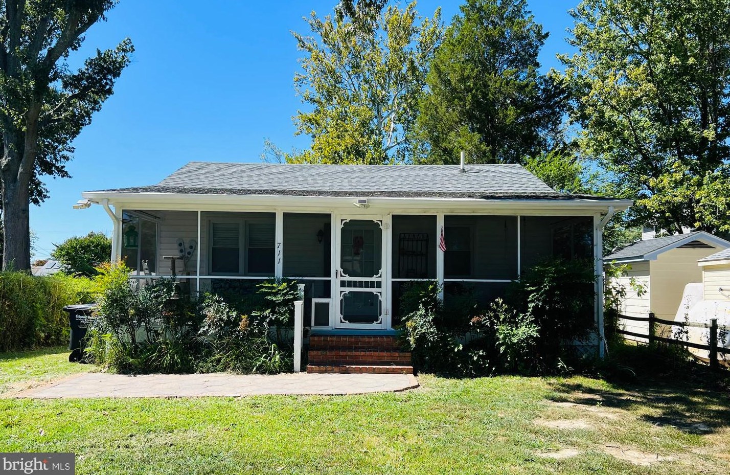 711 Lossing Ave, Colonial Bch, VA 22443