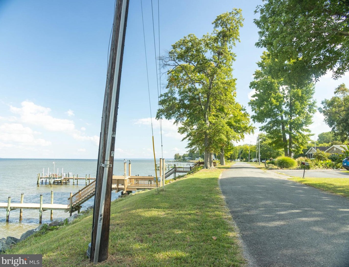 123 8th St, Colonial Bch VA  22443-1611 exterior