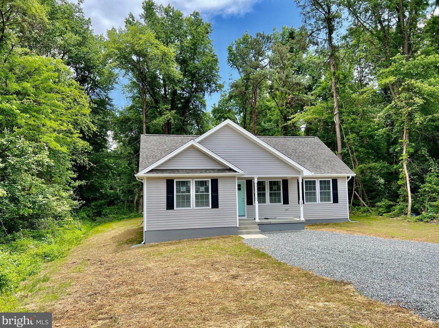 286 Ferry Lndg, Colonial Bch, VA 22443-5706