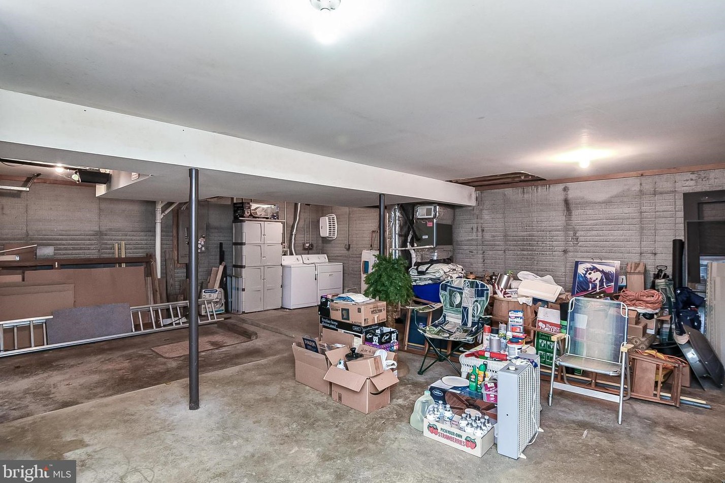 1425 Independence Dr, Montross VA  22520-8616 exterior