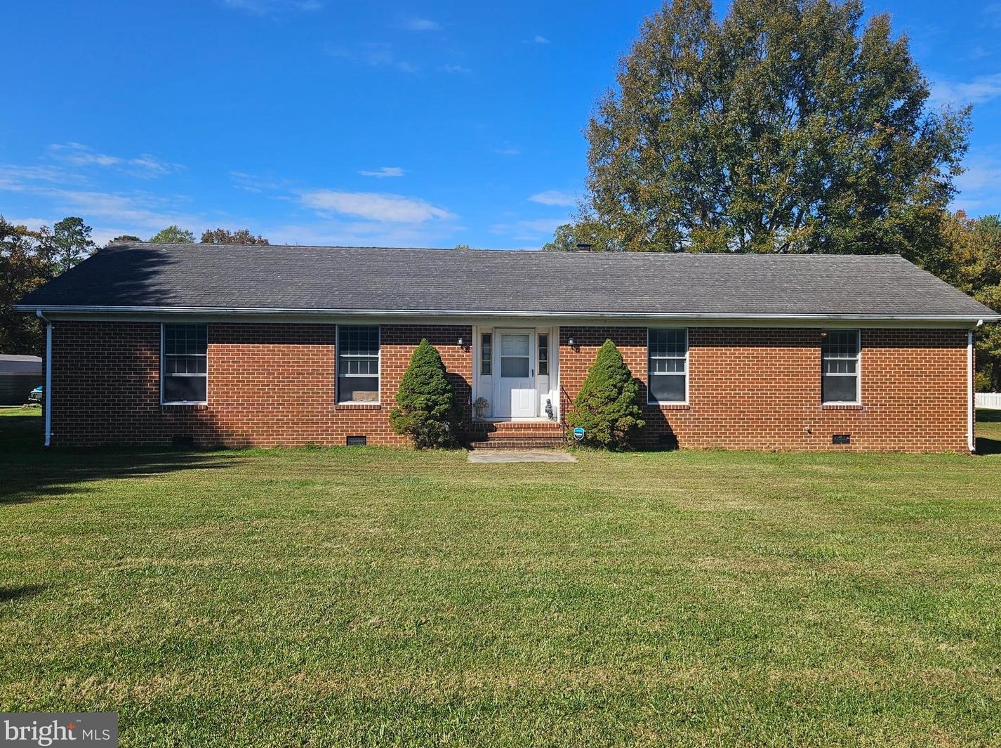 446 Crookhorn Rd, Montross, VA 22520