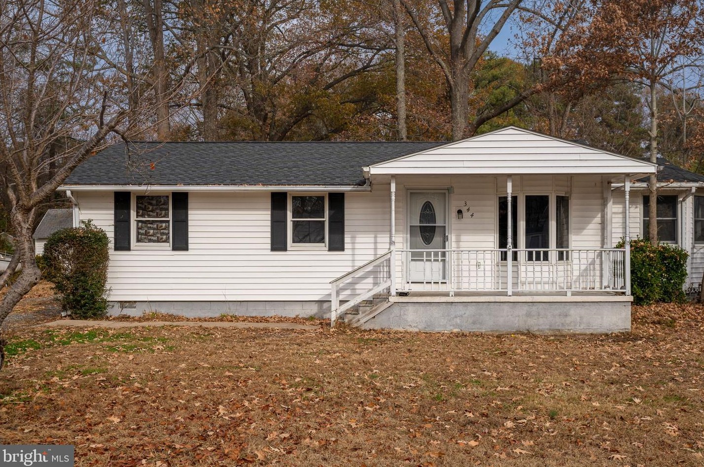 344 Monroe Dr, Colonial Bch, VA 22443-4315