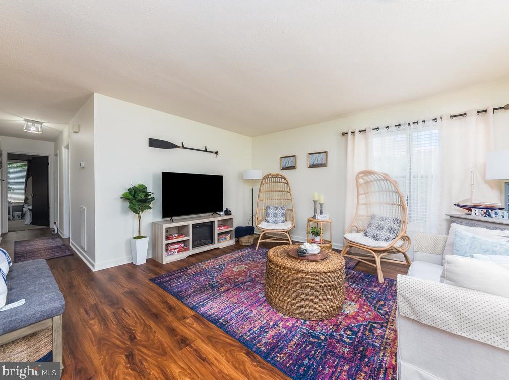 247 12th St, Colonial Bch VA 22443-1516 exterior