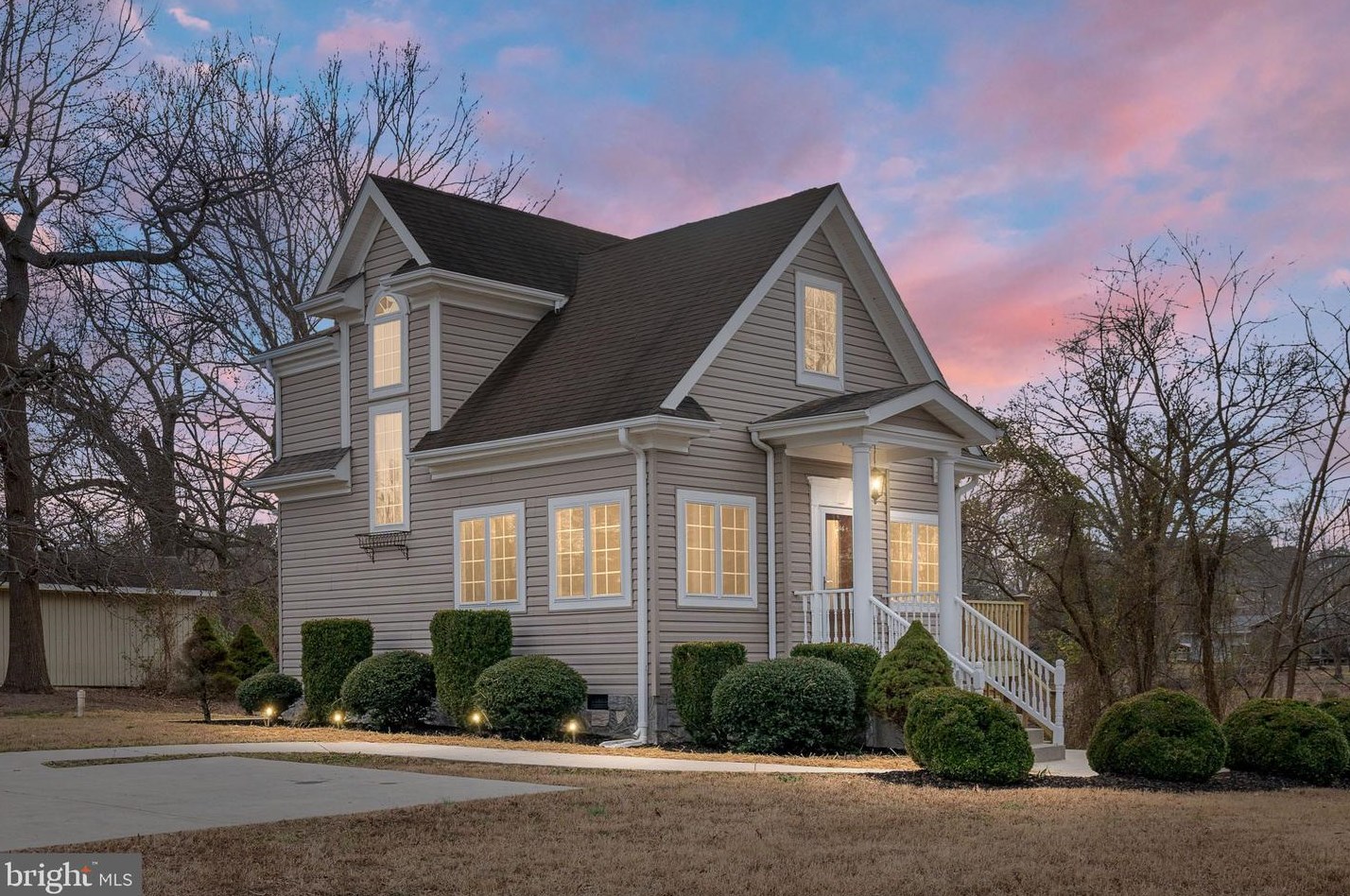161 Breezewood Dr, Colonial Bch, VA 22443
