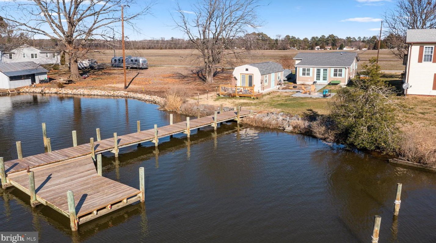 160 Bluebird Rd, Hague, VA 22469-3018