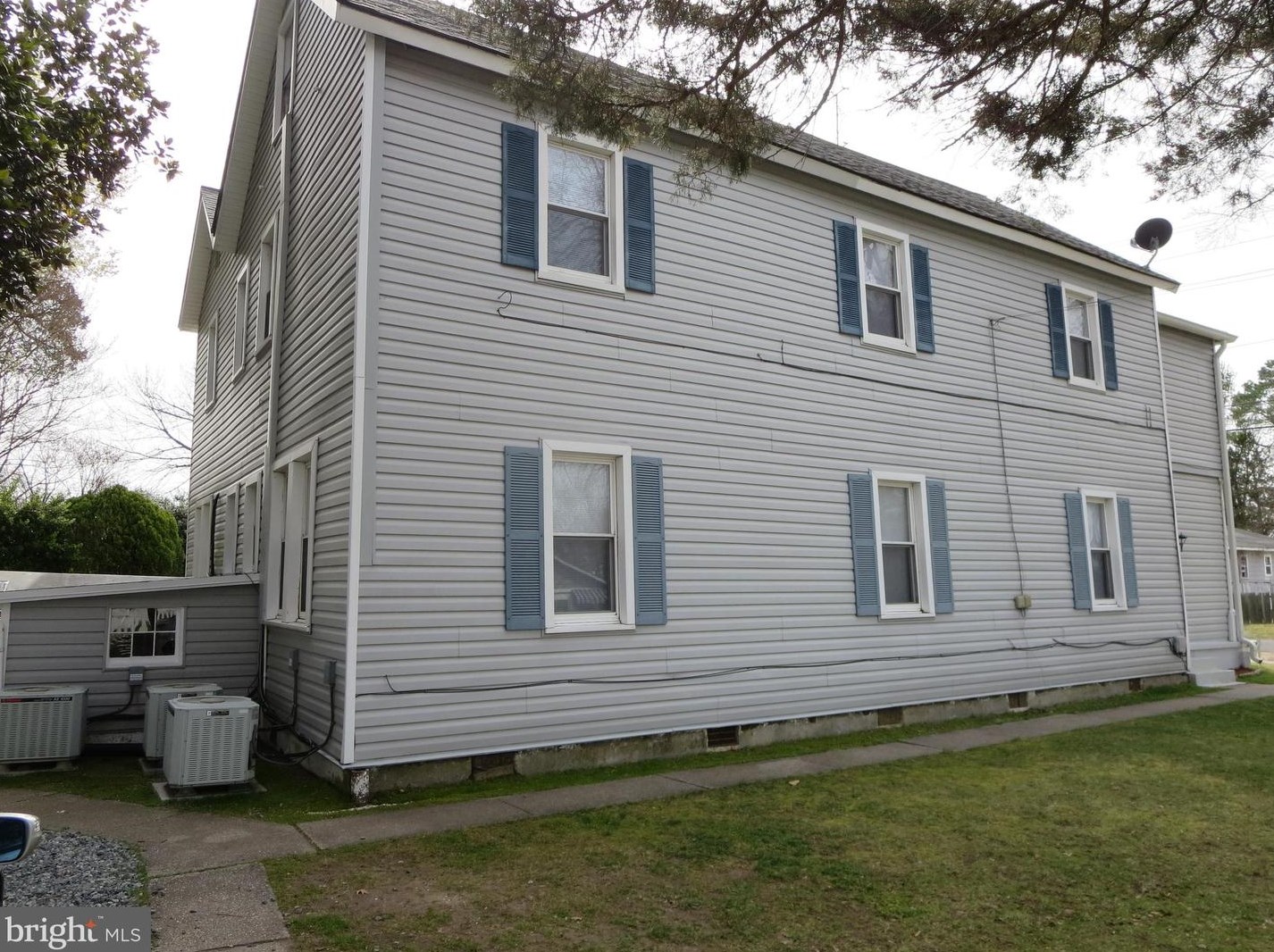 961 Bryant Ave #a, Colonial Bch, VA 22443