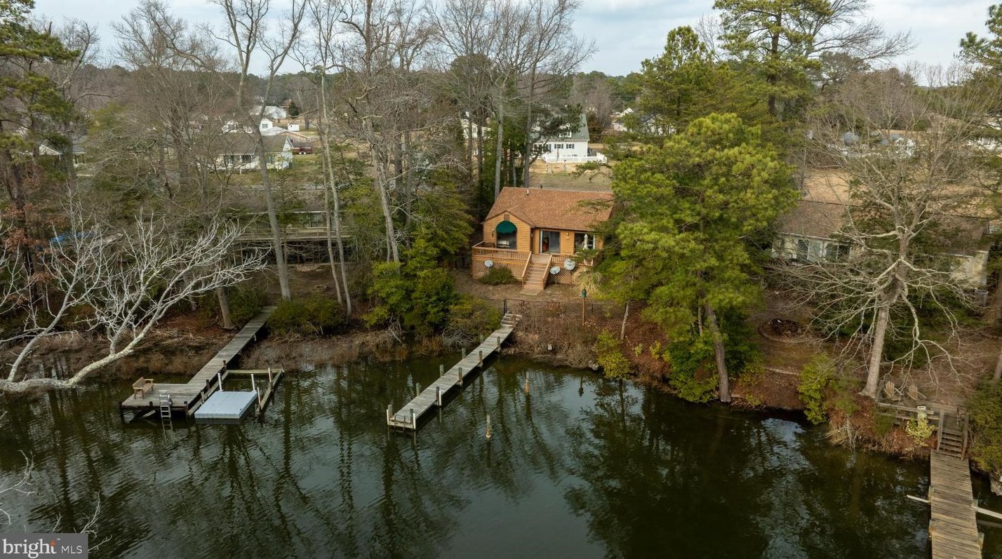 1042 S Glebe Rd, Montross, VA 22520