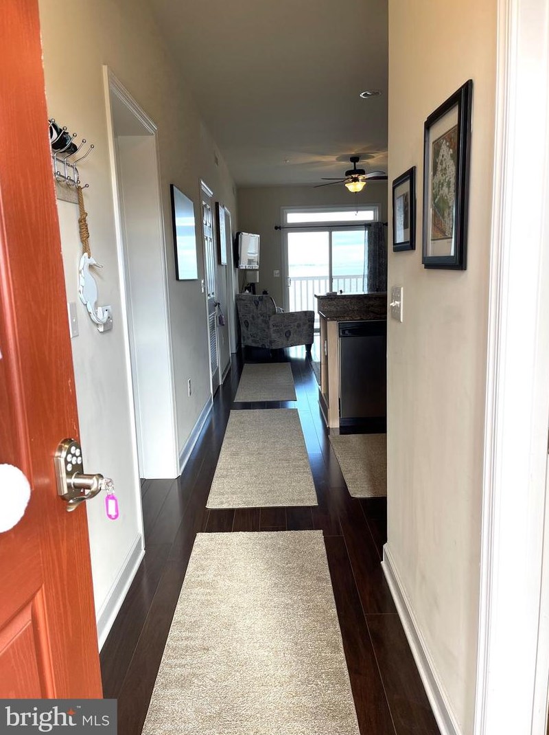 103 N Irving Ave #404, Colonial Bch, VA 22443