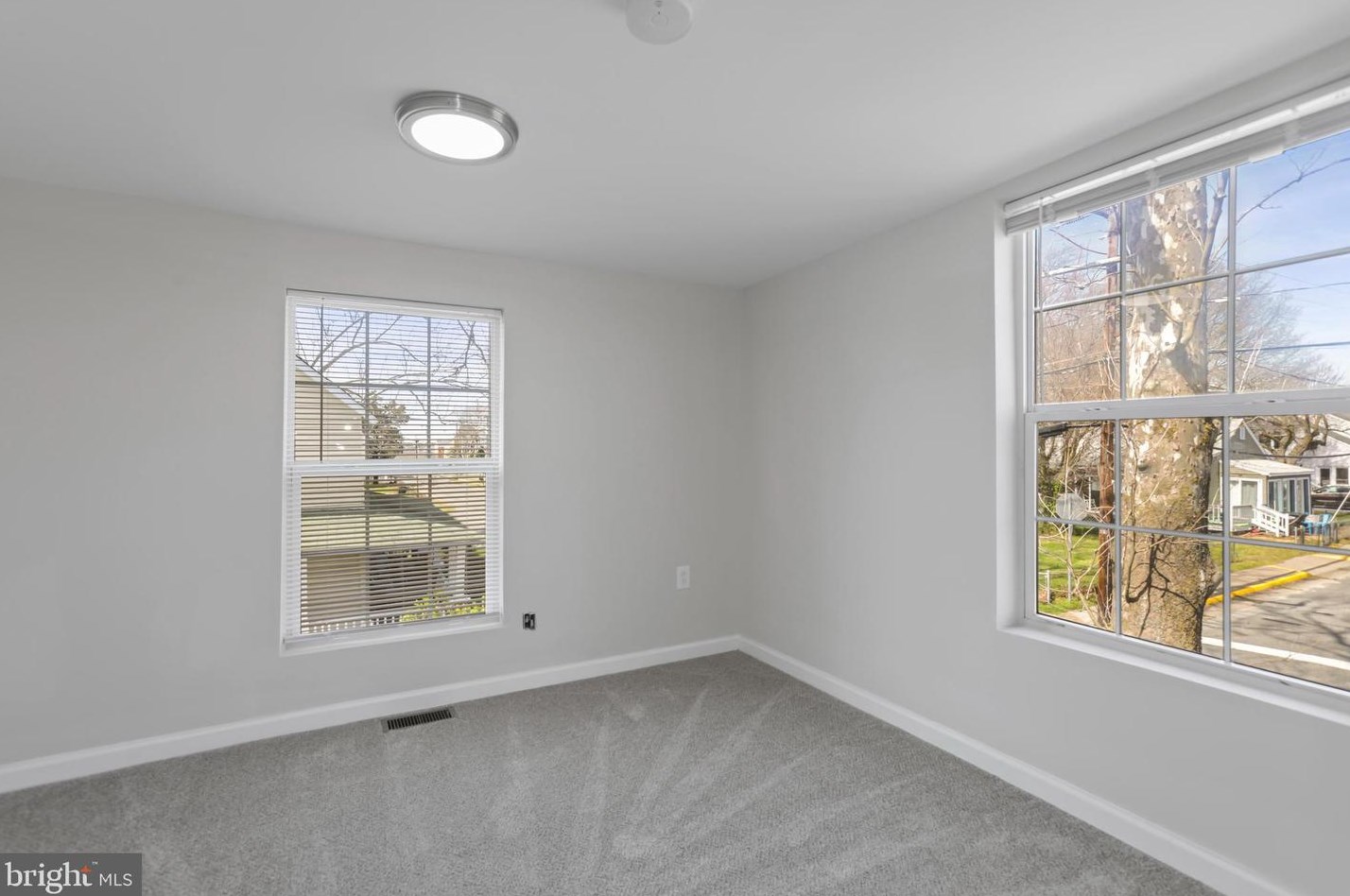 116 Boundary St, Colonial Bch VA  22443-2408 exterior