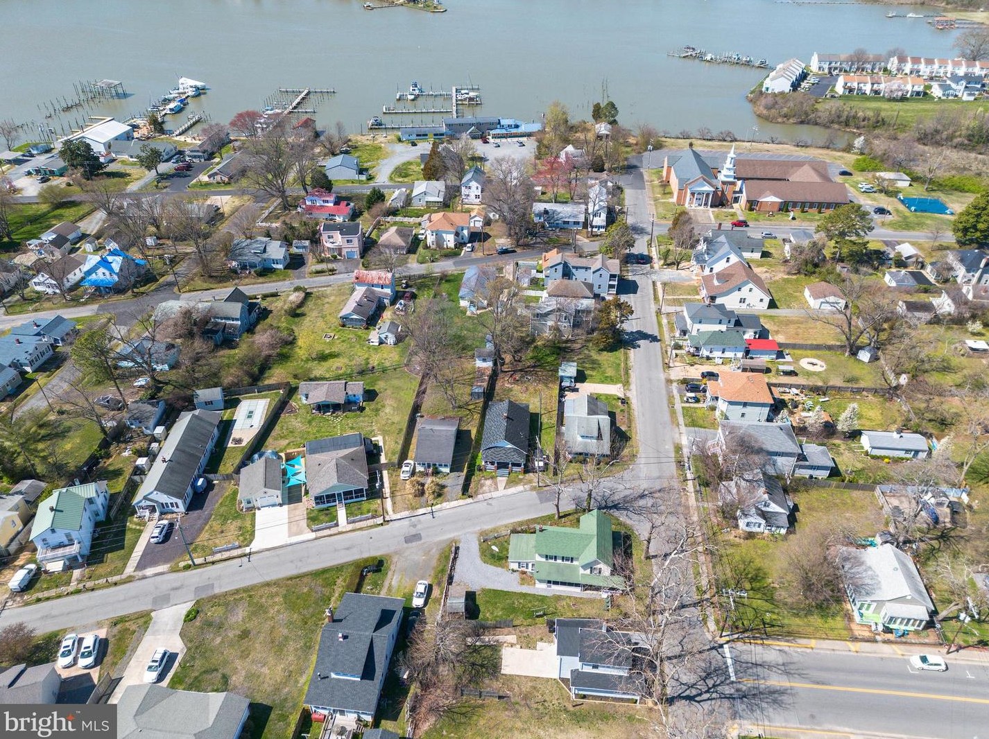 116 Boundary St, Colonial Bch VA  22443-2408 exterior