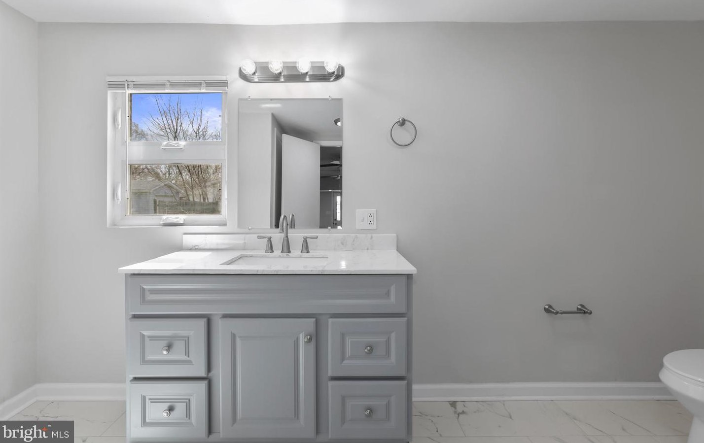 116 Boundary St, Colonial Bch VA  22443-2408 exterior