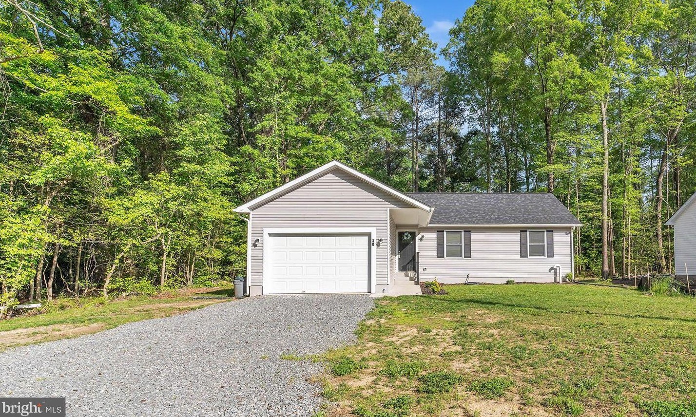30 Azalea Way, Colonial Bch, VA 22443-3106