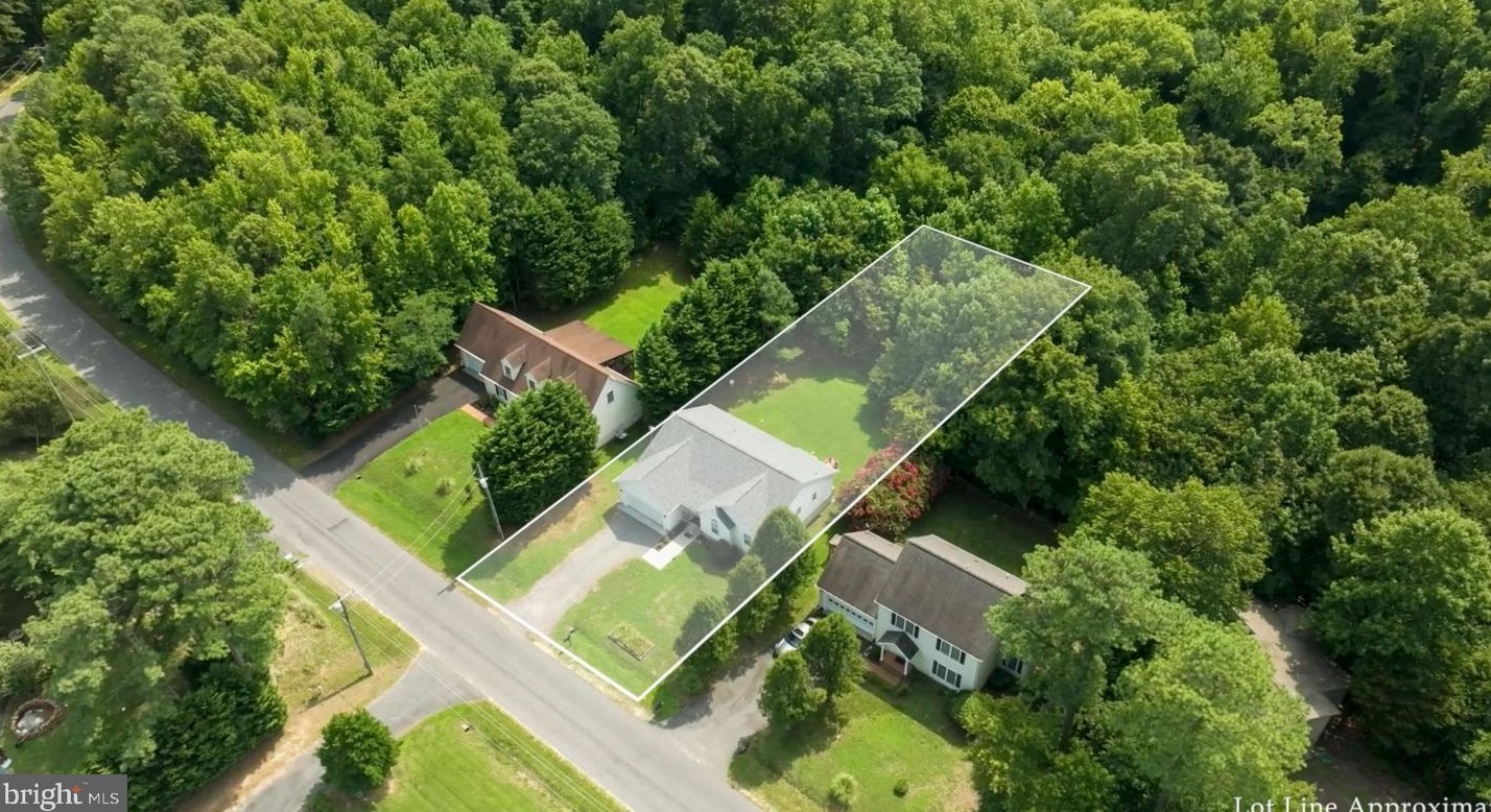 2916 Independence Dr, Montross, VA 22520-8844