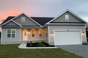 204 Woodmount Dr, Colonial Beach, VA 22443 - Photo 1