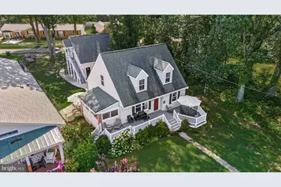 916 Bryant Avenue, Colonial Beach, VA 22443 - Photo 1