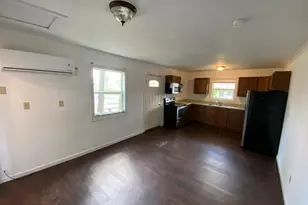 201 North Irving, Colonial Beach, VA 22443 - Photo 2