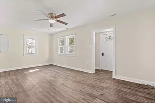 1212 Lossing Ave, Colonial Beach, VA 22443 - Photo 6