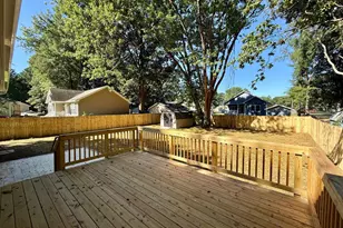 784 Lakeview Dr, Colonial Beach, VA 22443 - Photo 14