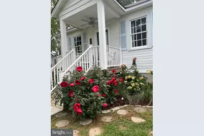 122 Sulgrave Street, Colonial Beach, VA 22443 - Photo 2