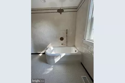 122 Sulgrave Street, Colonial Beach, VA 22443 - Photo 18