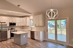 228 Dale Dr, Colonial Beach, VA 22443 - Photo 12
