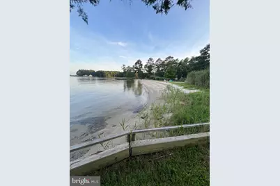 126 Connie Drive, Hague, VA 22469 - Photo 6