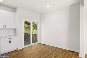 739 Lakeview Dr, Colonial Beach, VA 22443 - Photo 12
