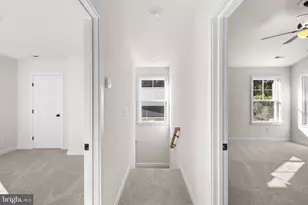 739 Lakeview Dr, Colonial Beach, VA 22443 - Photo 24