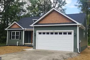 633 Shorewood Dr, Colonial Beach, VA 22443 - Photo 52