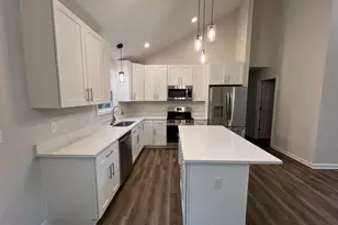 633 Shorewood Dr, Colonial Beach, VA 22443 - Photo 16