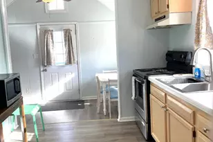 221 Madison St, Colonial Beach, VA 22443 - Photo 10