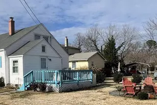 221 Madison St, Colonial Beach, VA 22443 - Photo 2