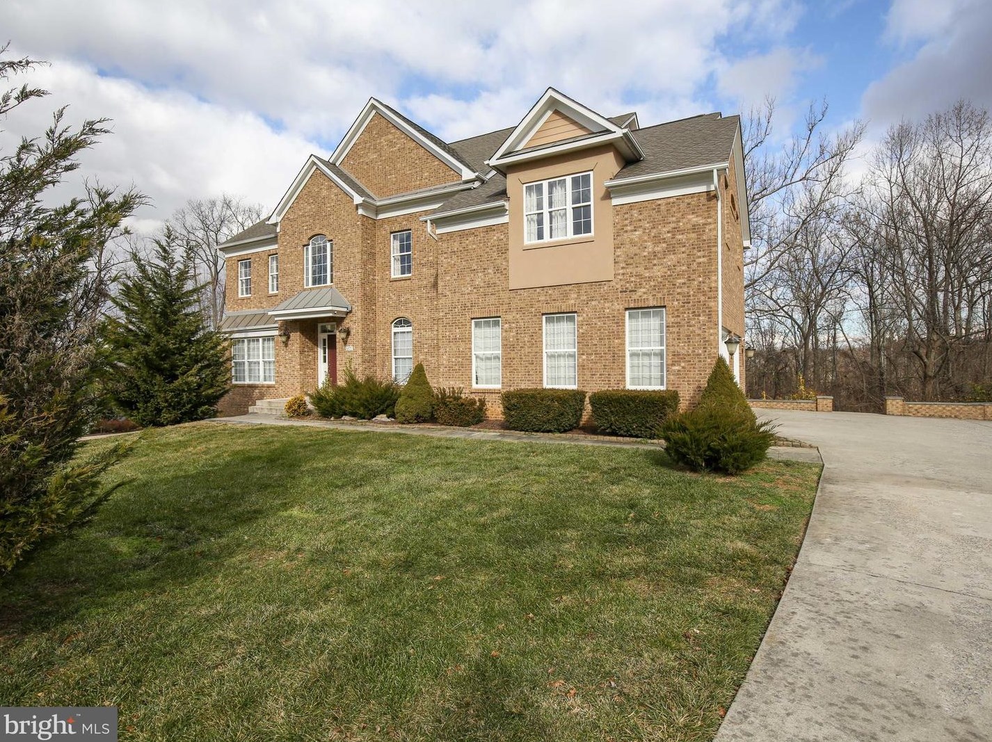 1872 Clayton Ridge Dr, Winchester, VA 22601-6393
