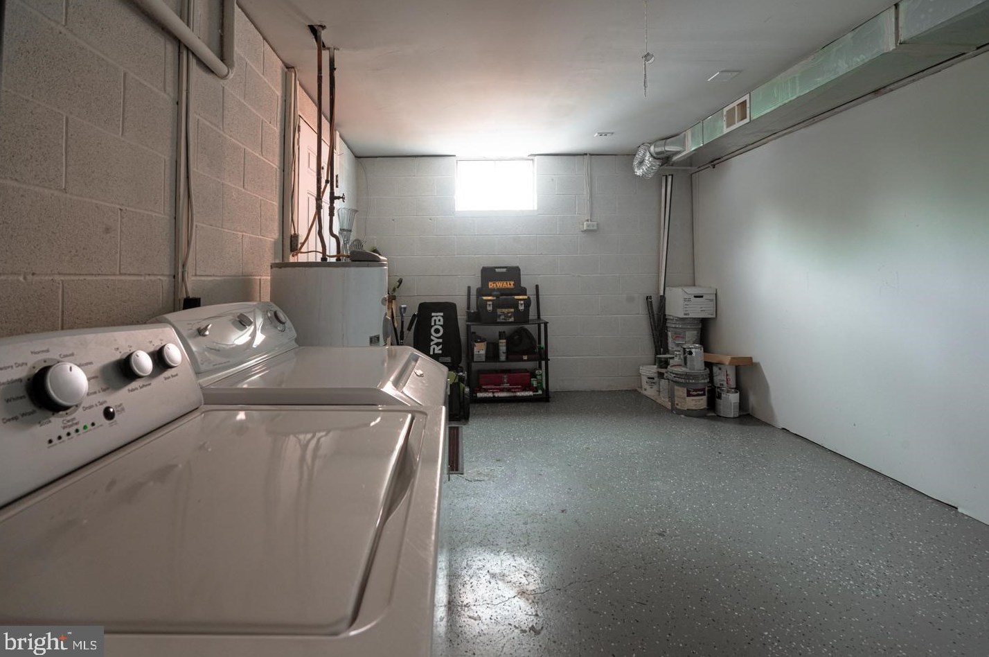 1012 Woodland Ave, Winchester VA  22601-5826 exterior