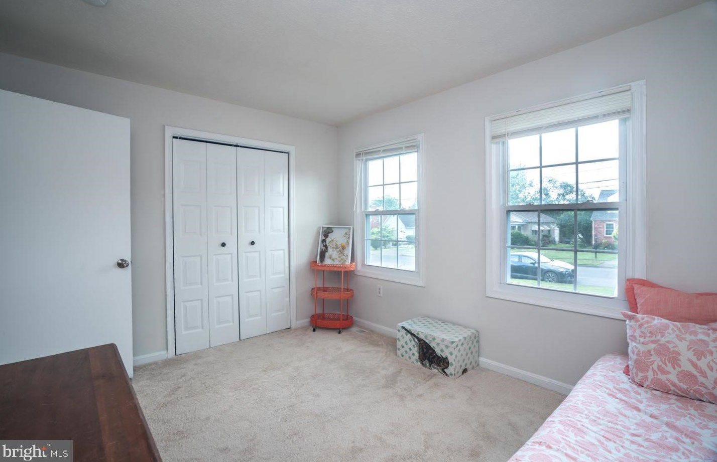 1012 Woodland Ave, Winchester VA  22601-5826 exterior