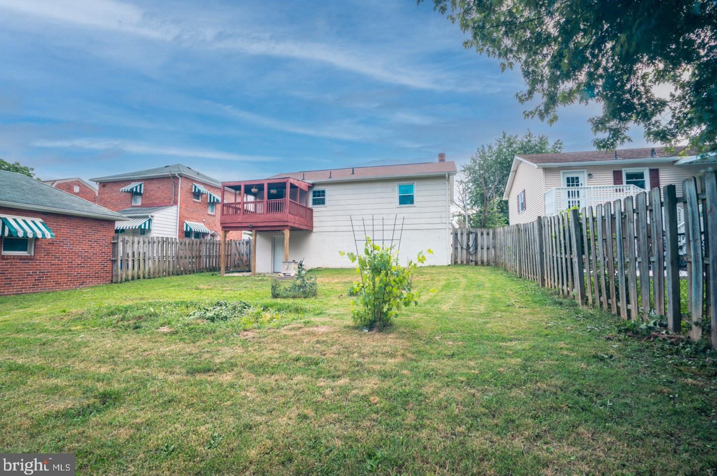 1012 Woodland Ave, Winchester VA  22601-5826 exterior