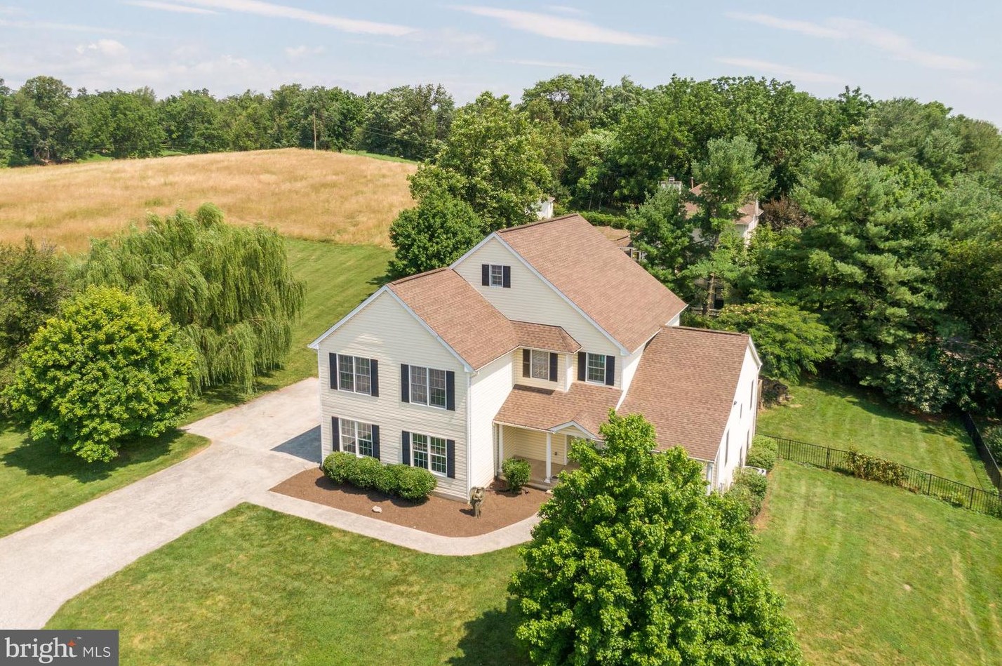 1624 Pondview Dr, Winchester, VA 22601-2853