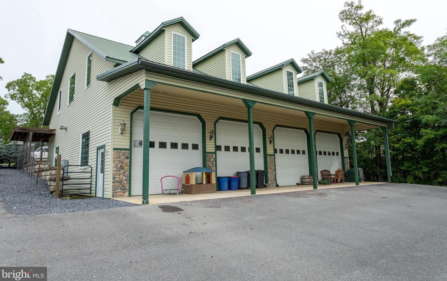 910 Cedar Creek Grade, Winchester, VA 22601-2704