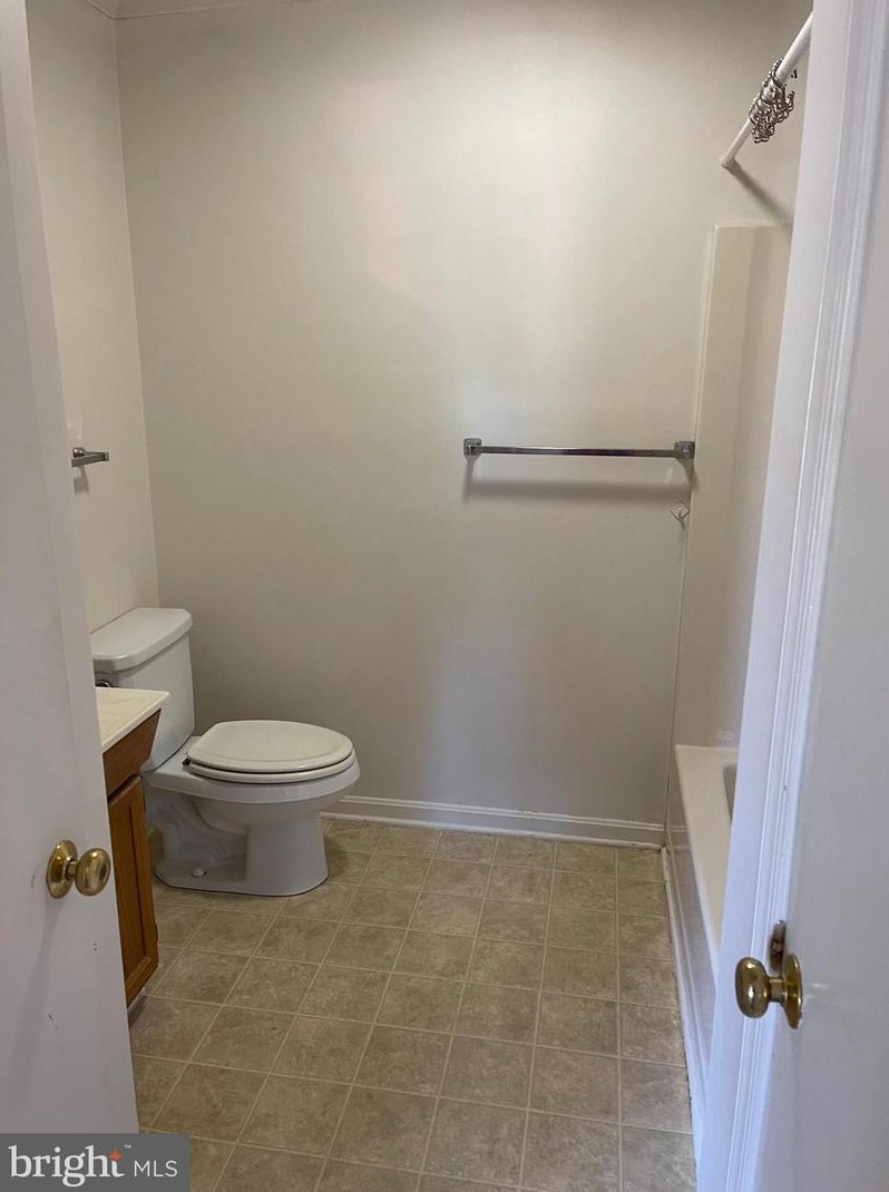2264 Papermill Rd #c, Winchester, VA 22601