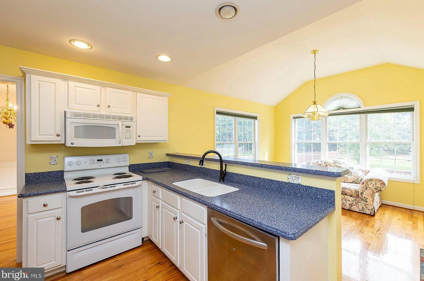 2832 Saratoga Dr, Winchester VA 22601-2622 exterior