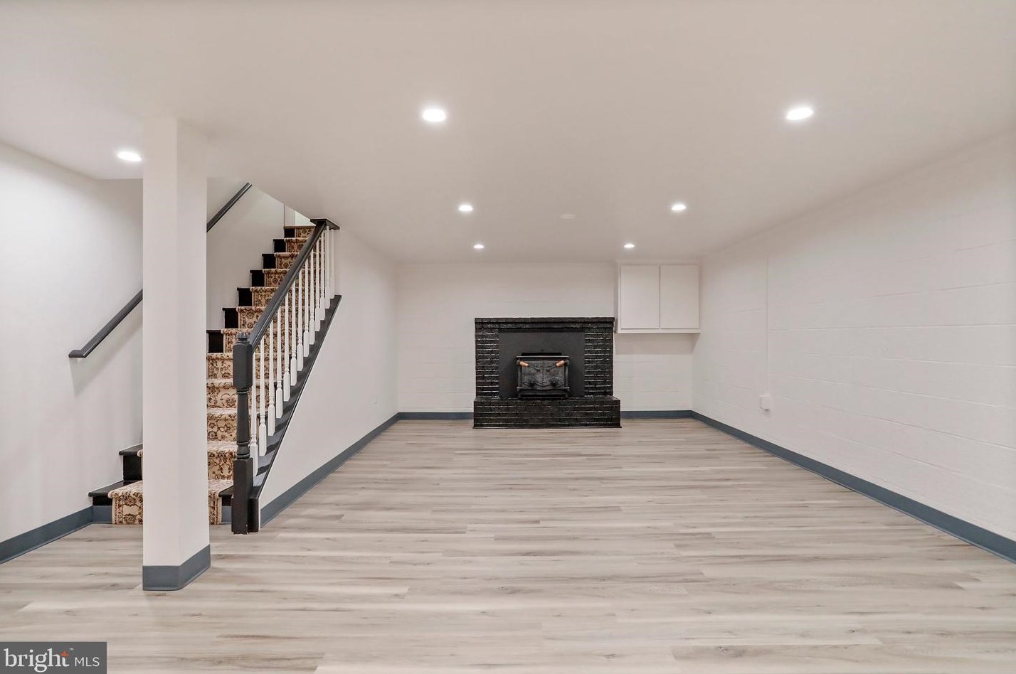 103 Jackson Ave, Winchester VA  22601-4935 exterior