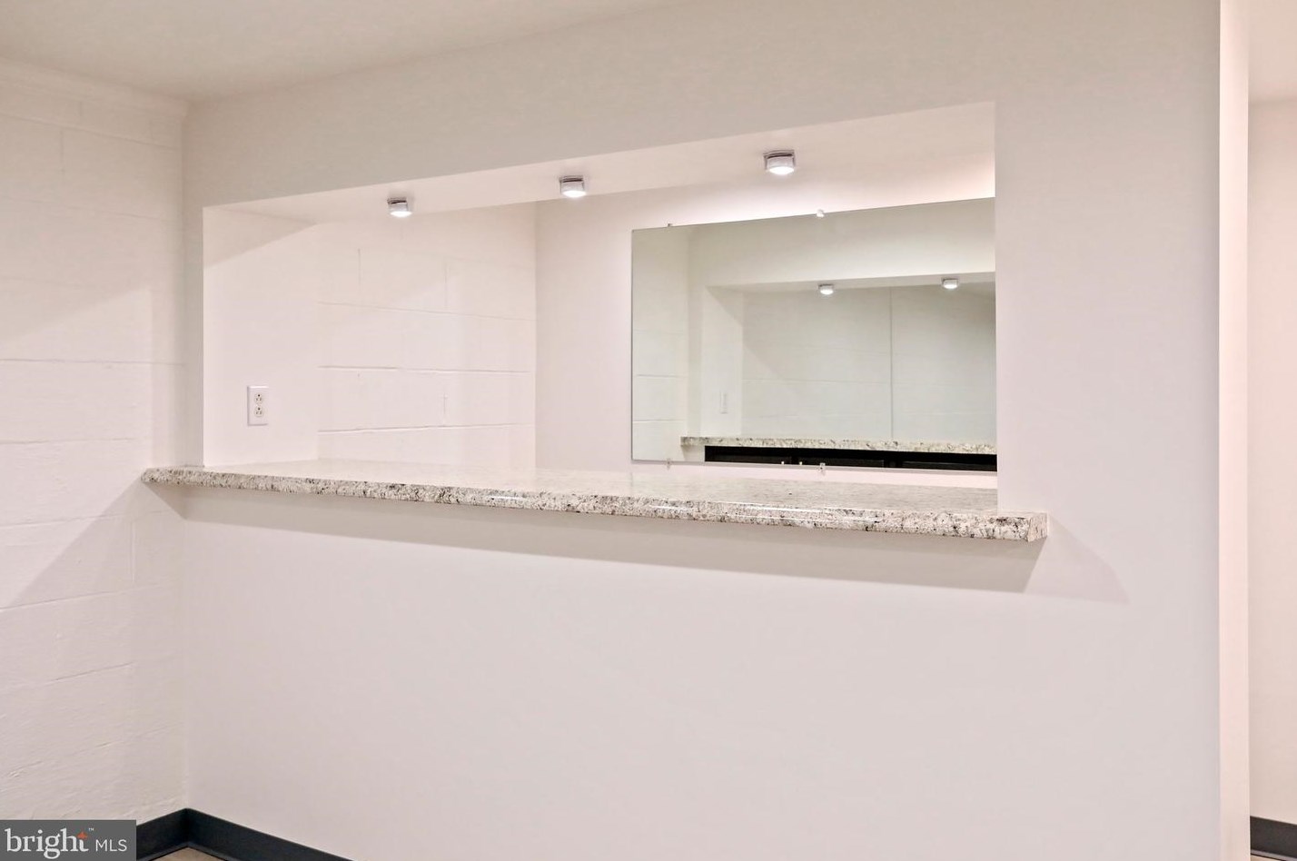 103 Jackson Ave, Winchester VA  22601-4935 exterior