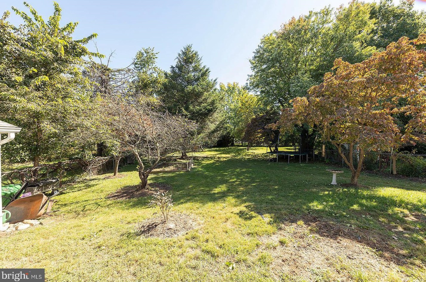 140 Wood Ave, Winchester VA  22601-3028 exterior
