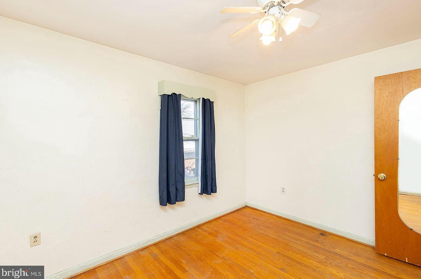 140 Wood Ave, Winchester VA  22601-3028 exterior