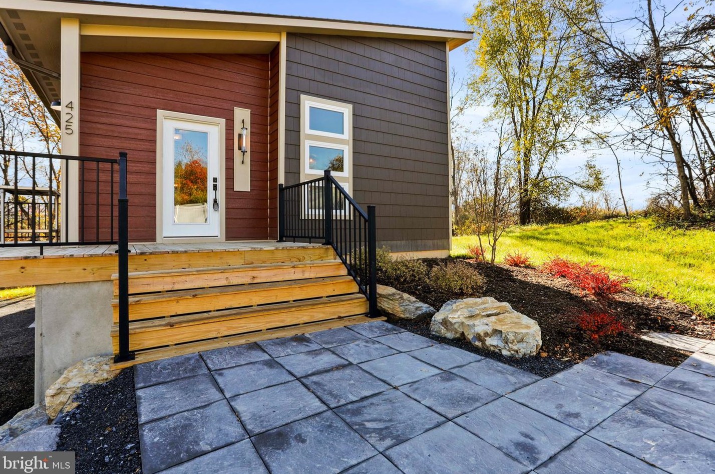 425 Longview Ave, Winchester, VA 22601-4226